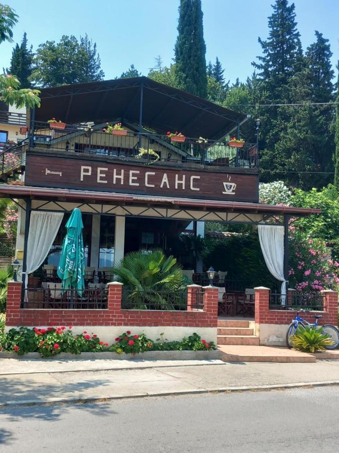 Villa Renesans Dojran Luaran gambar
